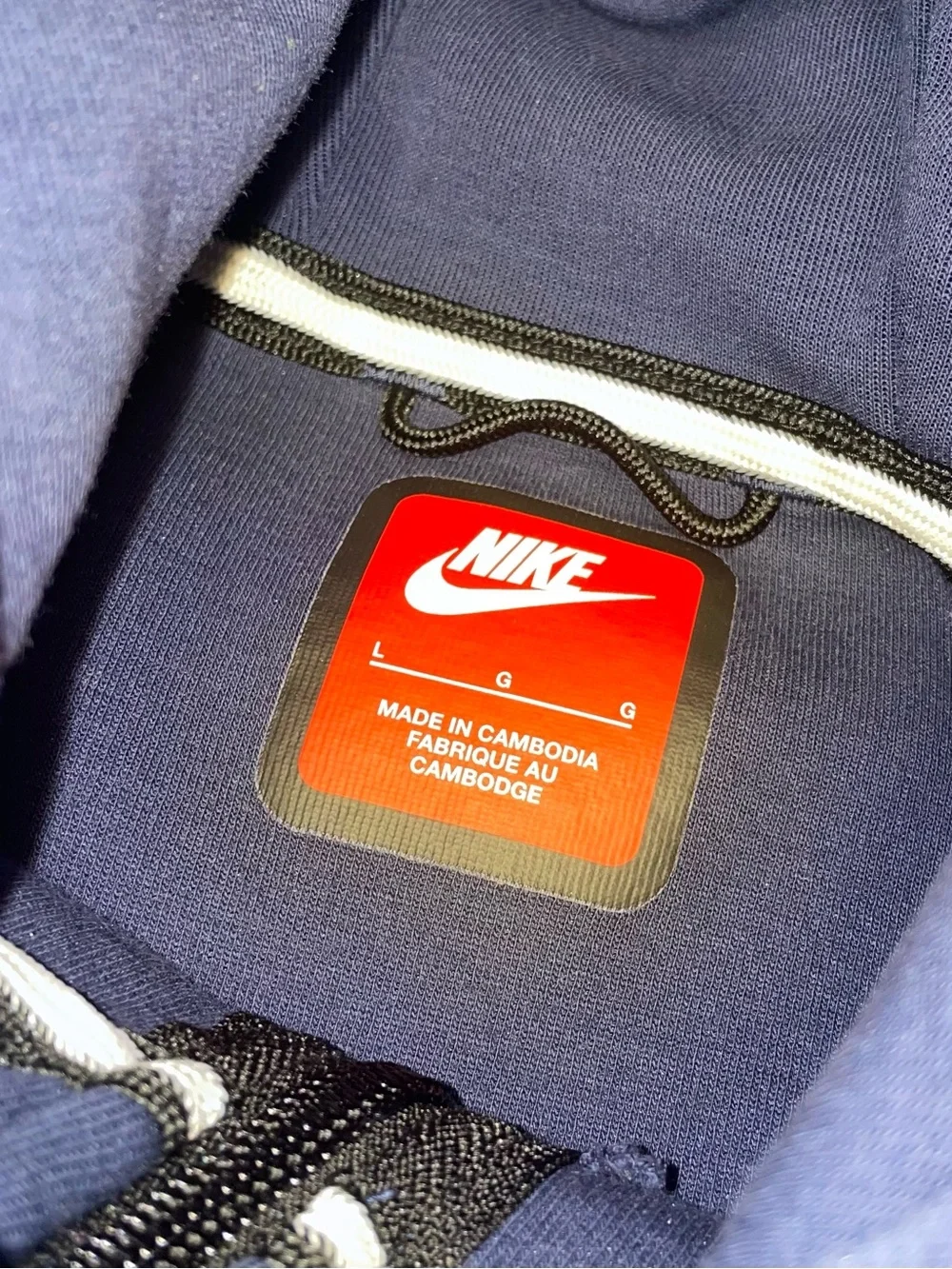 NIKE TECH SET SZ L